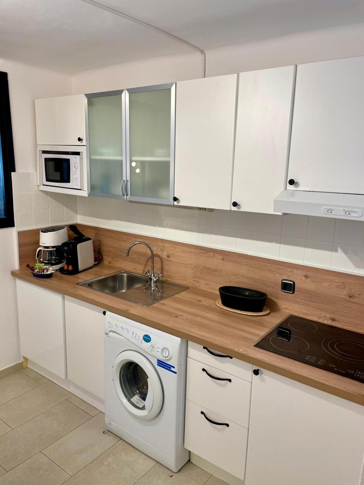 Bahia1-3-41 Apt 1Ere Ligne Mer A เอมปูเรียบราบา ภายนอก รูปภาพ